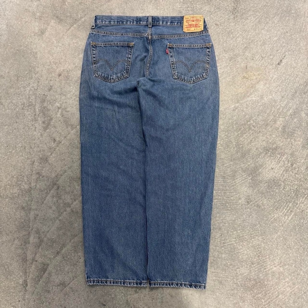 Vintage Men's Levi 550 Jeans Baggy Medium Wash Blue Distressed Cotton 36x30
